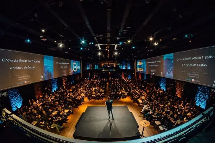 Plan de travail minimal brun crème